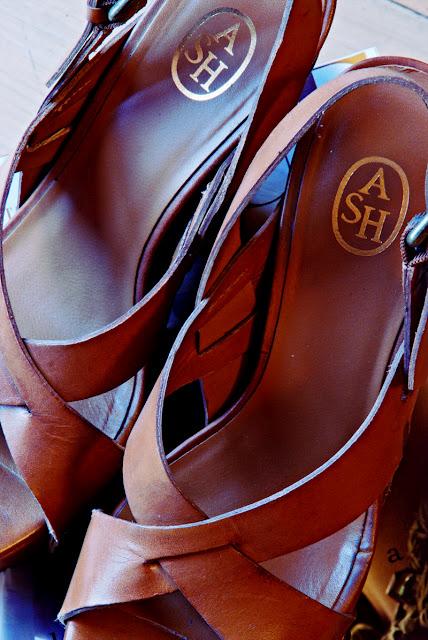 Brown tones e studs for summer