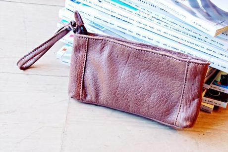 Brown tones e studs for summer