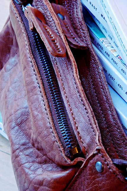 Brown tones e studs for summer