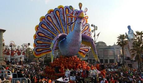 VIAREGGIO IL CARNEVALE D'ITALIA