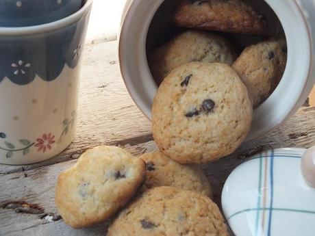Biscotti al cioccolato perchè oggi incomincia Cioccolatò!