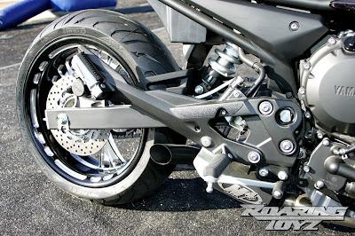 Yamaha FZ6R (XJ6 Diversion) by Roaring Toyz