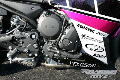 Yamaha FZ6R (XJ6 Diversion) by Roaring Toyz