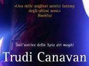 Nuova Uscita: GUARITRICE MAGHI Trudi Canavan