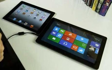 Windows 8 Preview Consumer Vs iPad 2 : Video