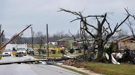 Tornado su Indiana, Kentucky e Ohio: 27 morti