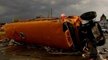 Tornado su Indiana, Kentucky e Ohio: 27 morti