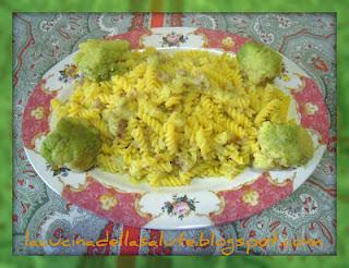 Fusilli con broccoli e salsiccia