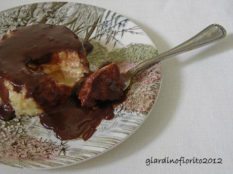 Flan al cocco con cioccolato fuso