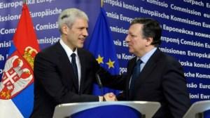 Sì dell’UE alla candidatura della Serbia. Il presidente Tadic: “Grande passo, ma non epocale”