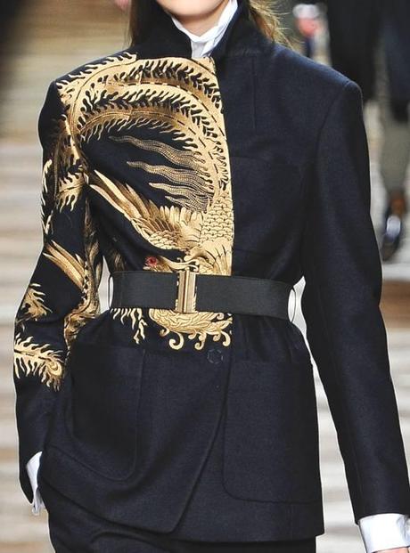 GRANDE GUSTO NELLE STAMPE DELLA COLLEZIONE A/I 2012-13 DI DRIES VAN NOTEN