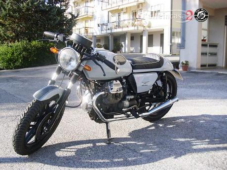 Lefatteincasa 2 : Guzzi V35  by Giuseppe Gio'