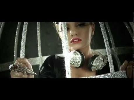 0 Alexandra Stan feat Carlprit   Million | Testo   Video Ufficiale