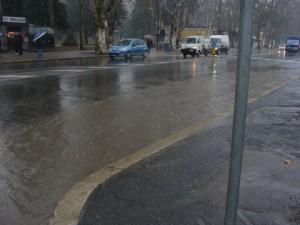 pioggia pozzanghera stazione giardini maltempo