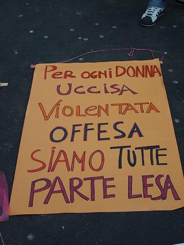 Mail-bombing a Domenica Cinque : BASTA giustificazioni sulle violenze!