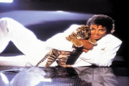 Michael Jackson Sony, rubati brani M.Jackson