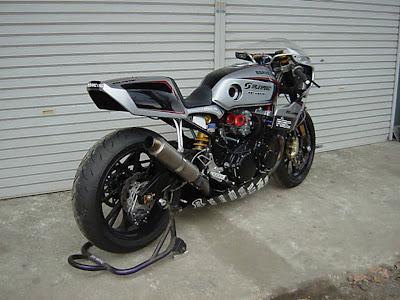 CBX400 by 09 Racing