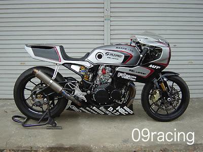 CBX400 by 09 Racing