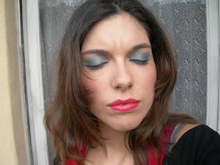 Il trucco di oggi: tempo grigio, trucco grigio ma bello :D