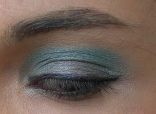 Il trucco di oggi: tempo grigio, trucco grigio ma bello :D