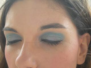 Il trucco di oggi: tempo grigio, trucco grigio ma bello :D