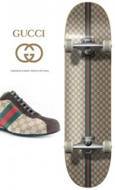 Skateboard delle griffe di moda: Louis Vuitton, Gucci, Burberry, Prada, Chanel e Ralph Lauren