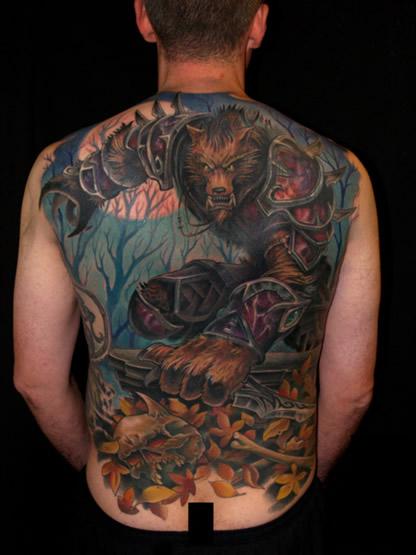 Un Worgen tatuato sulla schiena