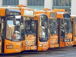 Prendere l'autobus a Palermo