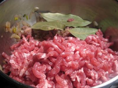 8 Marzo? Niente torta ma  Pasta ricciolina con il ragù al caffè