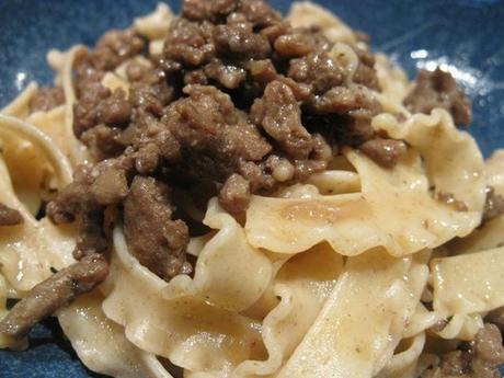 8 Marzo? Niente torta ma  Pasta ricciolina con il ragù al caffè