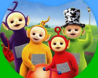 Teletubbies, lo svilimento dell’essere umano ridotto ad un apparato radioricevente, un cavallo di troia per il transumanesimo