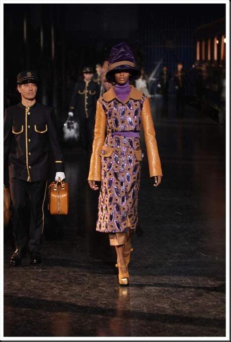 LV Sfilata FW 2012-13 Look 25