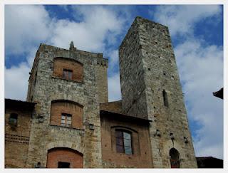 Tra torri e colline. San Gimignano.