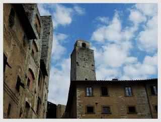 Tra torri e colline. San Gimignano.