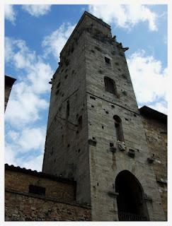 Tra torri e colline. San Gimignano.