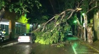 Sardegna: allagamenti, disagi, scuole chiuse. Allerta meteo 1 . Sicilia: messinese sotto allerta