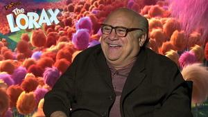 Una clip divertentissima sul doppiaggio di Danny DeVito per il cartoons Lorax