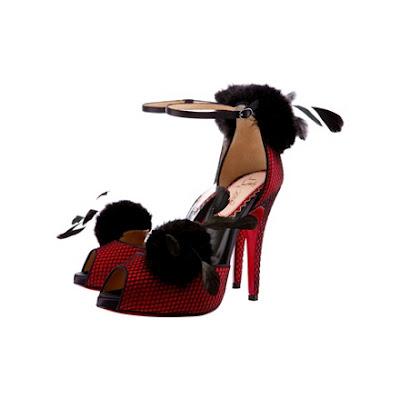 Una Capsule Collection celebra i 20 anni di carriera di Christian Louboutin