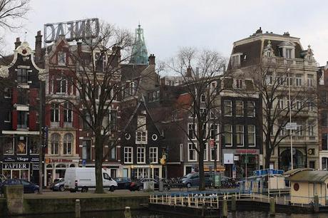 Amsterdam: reflections on (flight and hotel)