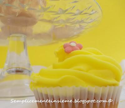 Vanilla cupcakes