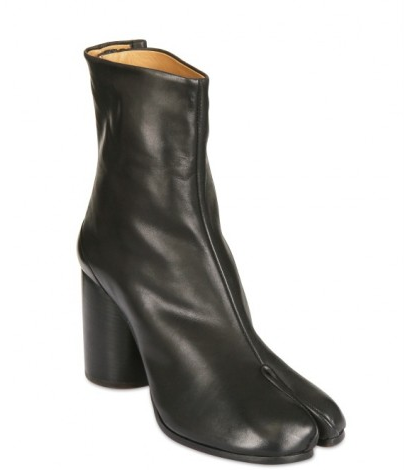 Rutto Libero: giochiamo facile, Maison Martin Margiela TABI Booties