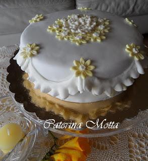 In bianco e giallo