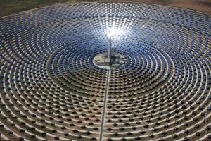 L’energia solare catturata da 2.650 eliostati sostituisce il nucleare