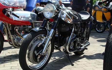 Cafe Racer Twin