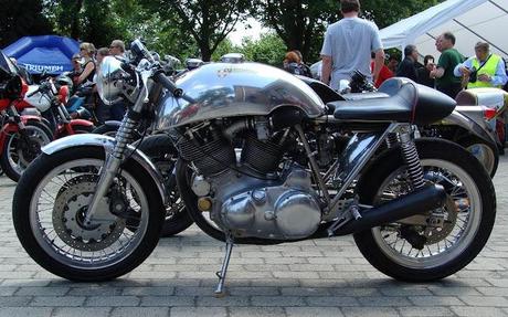 Cafe Racer Twin