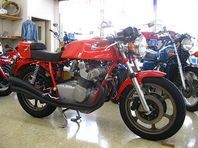 MV Agusta 750 by Oldstyle '70s