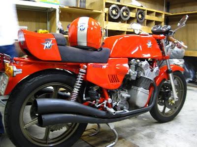 MV Agusta 750 by Oldstyle '70s