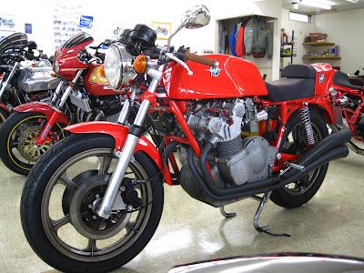 MV Agusta 750 by Oldstyle '70s