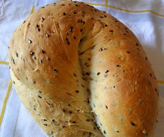 PANE FRAGRANTE AI SEMI DI LINO