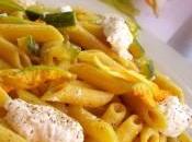 Pennette zucchine, fiori zucca ricotta